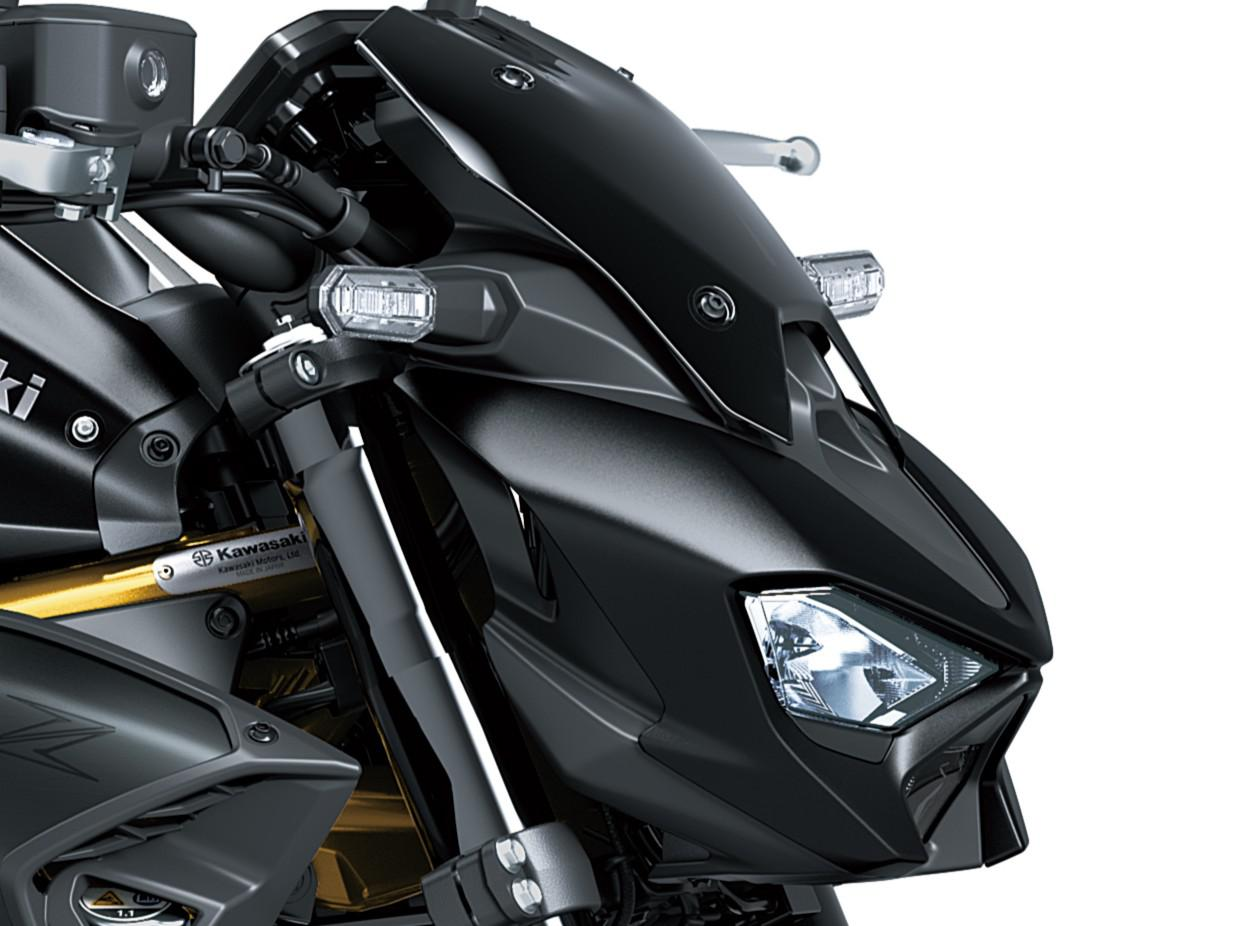 Phares à LED compacts et avant profilé et dynamique