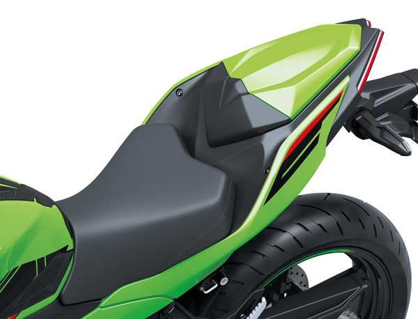 Selle haute Ninja 400