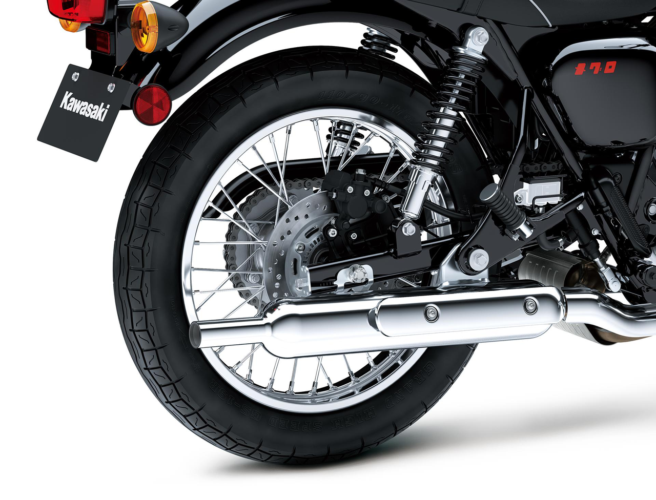 Sonorité d’échappement spécialement réglée pour s’accorder avec la Kawasaki 250 Meguro SG